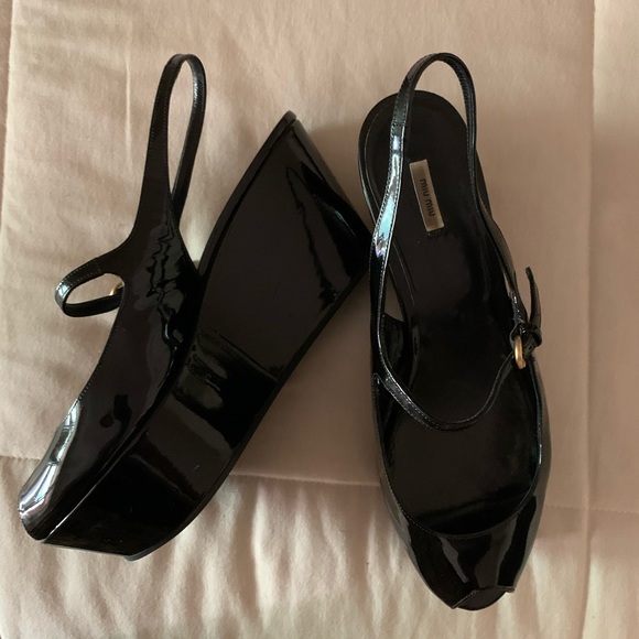 Miu miu platform black shiny shoes. 39.5 / size 8. - Picture 3 of 11